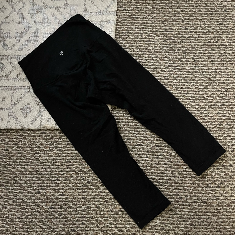 LULULEMON Align Cropped Leggings